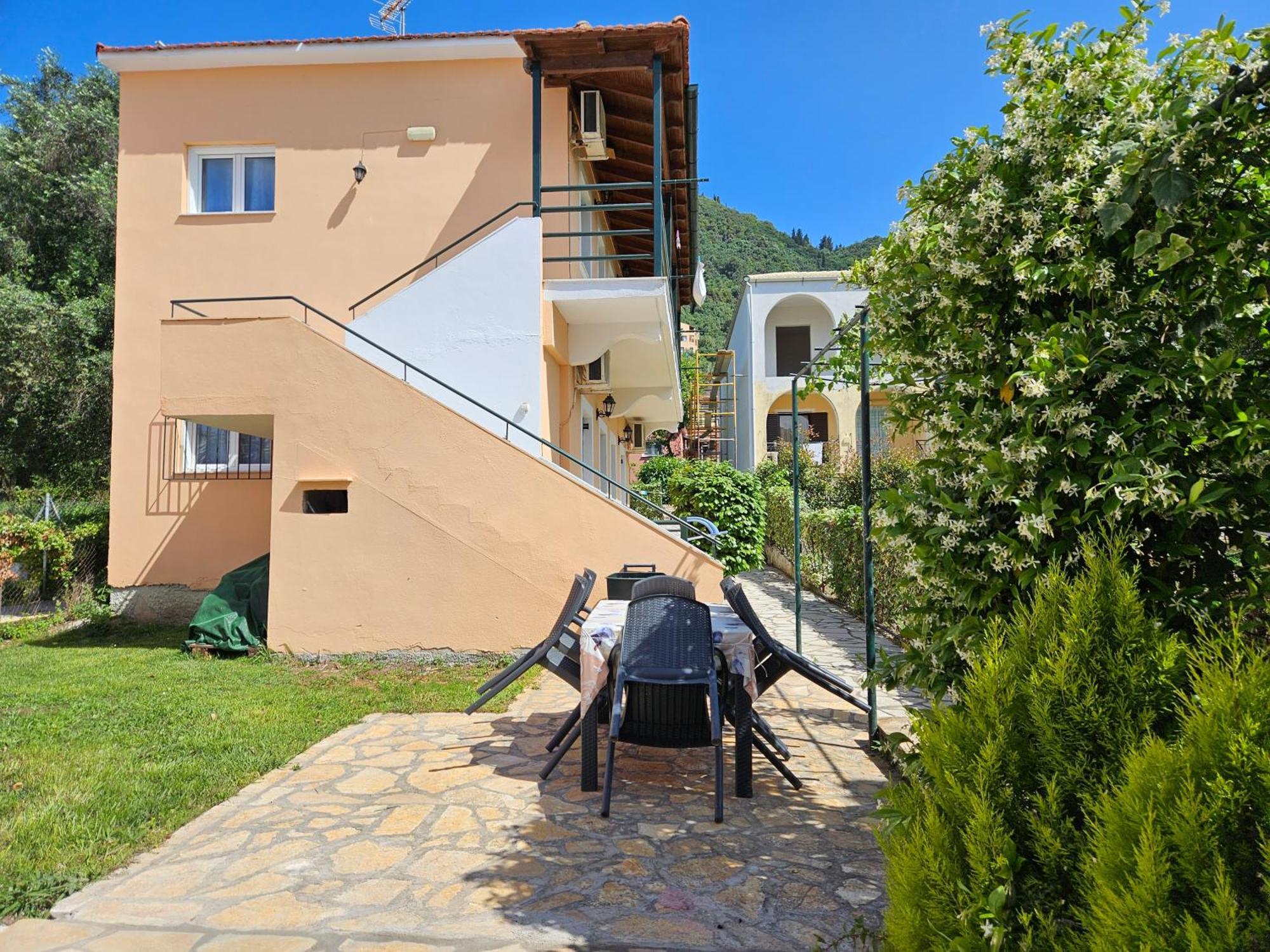 Lora Studios Ypsos Exterior foto